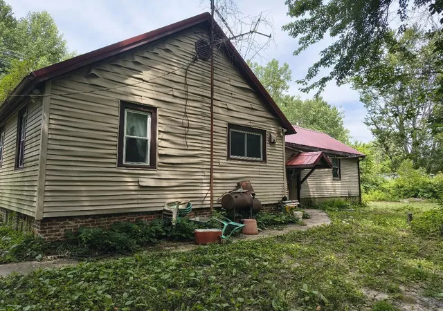 Photo 4 of Single family home for sale at 346 E 900 North, La Porte, IN 46350 | MLS# 69026038518 | Listing updated on 2026-07-25