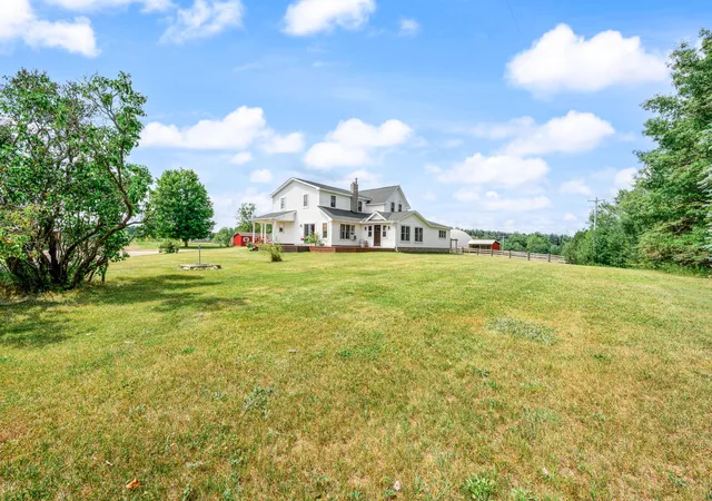 Photo 1 of Single family home for sale at 22865 20 Mile Rd, Tustin, MI 49688 | MLS# 72026038522 | Listing updated on 2026-10-27