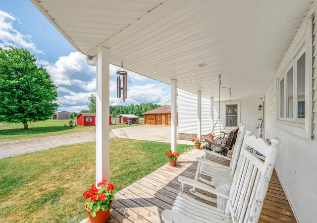 Photo 3 of Single family home for sale at 22865 20 Mile Rd, Tustin, MI 49688 | MLS# 72026038522 | Listing updated on 2026-09-11