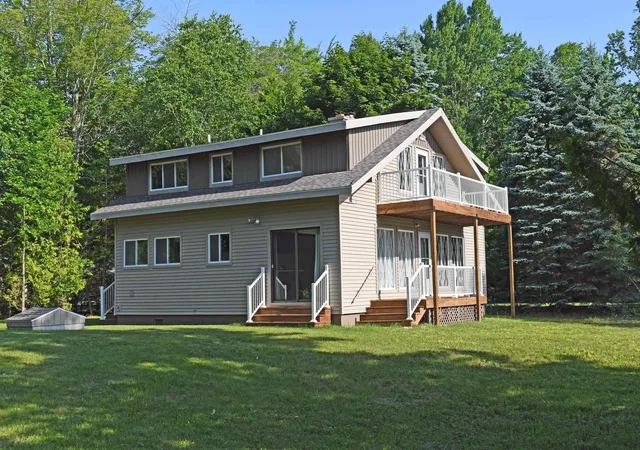 Photo 2 of Single family home for sale at 4457 W Cedar Lake Rd, Greenbush, MI 48738 | MLS# 77080071508 | Listing updated on 2026-07-30