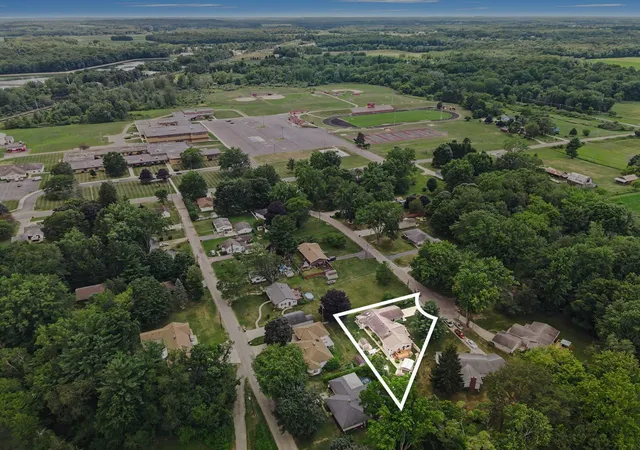 36th image of 217 Prospect St, Bangor, MI 49013 | MLS# 66026038528