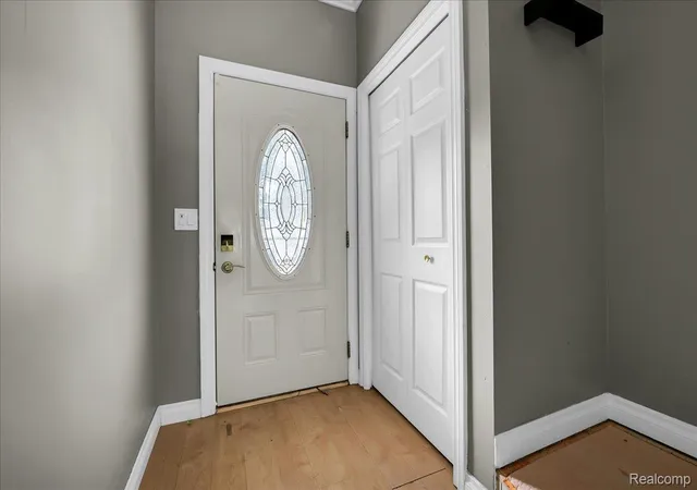 Photo 3 of Single family home for sale at 9399 Oakdale St, Clay, MI 48001 | MLS# 20261057895 | Listing updated on 2026-07-29