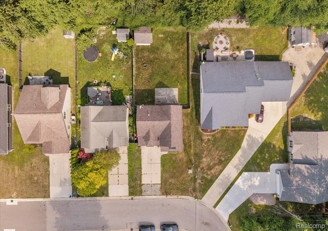 Photo 35 of Single family home for sale at 9399 Oakdale St, Clay, MI 48001 | MLS# 20261057895 | Listing updated on 2026-07-29