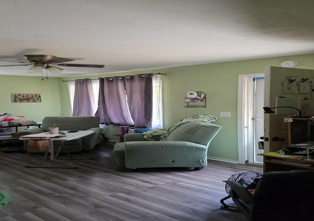 Photo 3 of Single family home for sale at 250 Limit St, Battle Creek, MI 49037 | MLS# 64026038532 | Listing updated on 2026-09-16