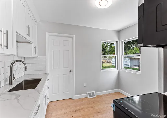 Photo 4 of Single family home for sale at 25520 Eton Ave, Dearborn Heights, MI 48125 | MLS# 20261057899 | Listing updated on 2026-09-09