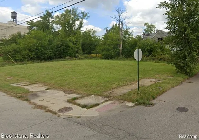Land for sale at 5507 Dubois St, Detroit, MI 48211 | MLS# 20261057923