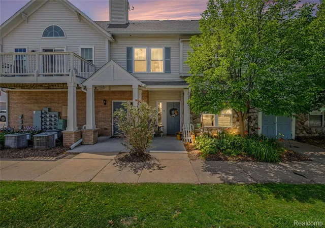 Photo 1 of Condo for sale at 1721 Welland St, Howell, MI 48855 | MLS# 20261057927 | Listing updated on 2026-08-25
