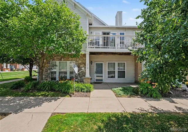 Photo 2 of Condo for sale at 1721 Welland St, Howell, MI 48855 | MLS# 20261057927 | Listing updated on 2026-08-25