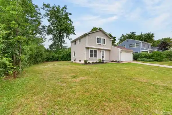 Photo 1 of Single family home for sale at 1506 Dicken Dr, Ann Arbor, MI 48103 | MLS# 20261057932 | Listing updated on 2026-10-24
