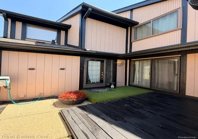 Photo 3 of Condo for sale at 5112 Rock Run St, West Bloomfield, MI 48322 | MLS# 20261057943 | Listing updated on 2026-07-29