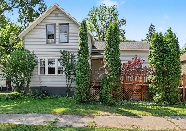 1st image of 263 10Th St, Manistee, MI 49660 | MLS# 67026038550