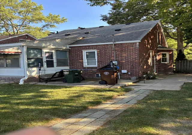 Photo 3 of Single family home for sale at 1846 Stanhope St, Grosse Pointe Woods, MI 48236 | MLS# 81026038551 | Listing updated on 2026-07-29