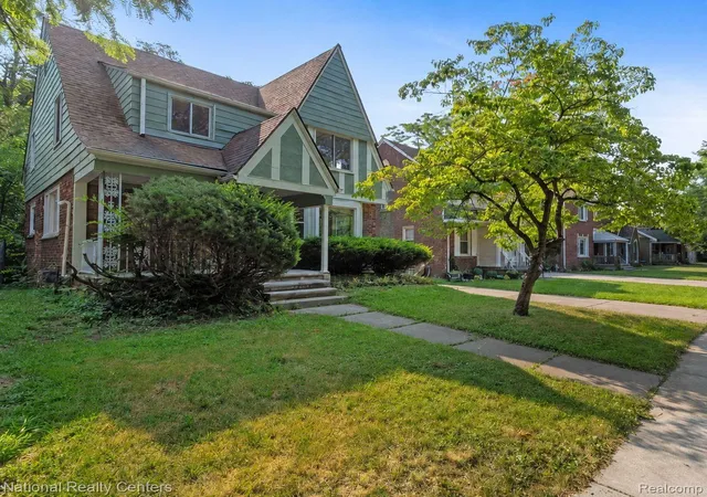 Photo 2 of Single family home for sale at 13556 Mettetal St, Detroit, MI 48227 | MLS# 20261057954 | Listing updated on 2026-09-13