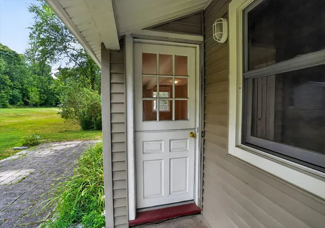 59th image of 59 Wealthy Ave, Battle Creek, MI 49015 | MLS# 64026038557