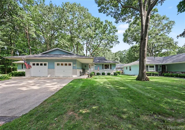 2nd image of 3965 Butternut Ct, Port Huron, MI 48060 | MLS# 20261057957
