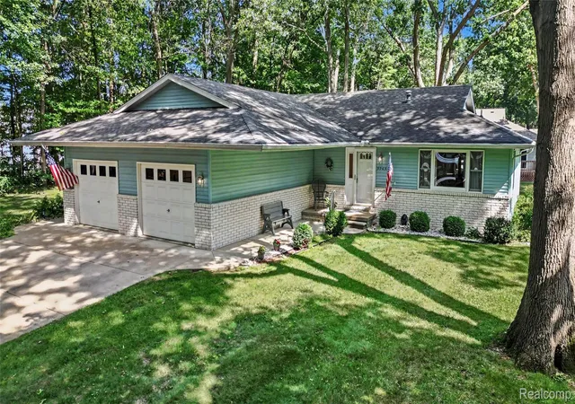 3rd image of 3965 Butternut Ct, Port Huron, MI 48060 | MLS# 20261057957