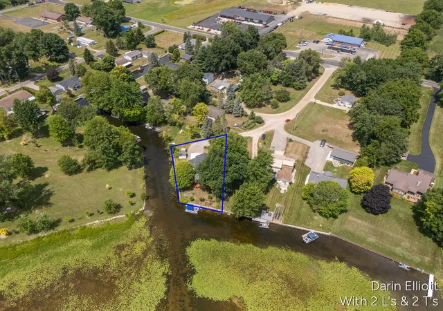 3rd image of 388 Reid Dr, Stanton, MI 48888 | MLS# 65026038560