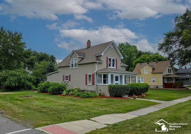 3rd image of 611 Monroe St, Carleton, MI 48117 | MLS# 57050216230