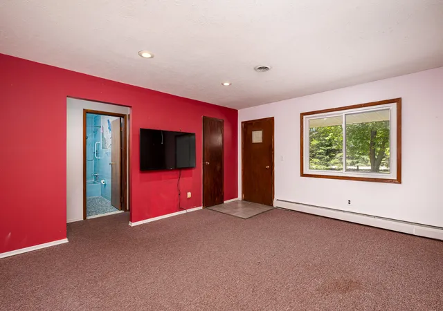 Photo 3 of Single family home for sale at 6272 Earhart Rd, Ann Arbor, MI 48105 | MLS# 81026038564 | Listing updated on 2026-09-01