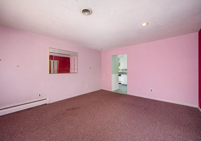 Photo 4 of Single family home for sale at 6272 Earhart Rd, Ann Arbor, MI 48105 | MLS# 81026038564 | Listing updated on 2026-09-01