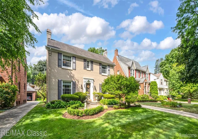 Single family home for sale at 26055 York Rd, Huntington Woods, MI 48070 | MLS# 20261057973