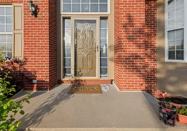 4th image of 33868 Monterra Ln, Sterling Heights, MI 48312 | MLS# 20261057985