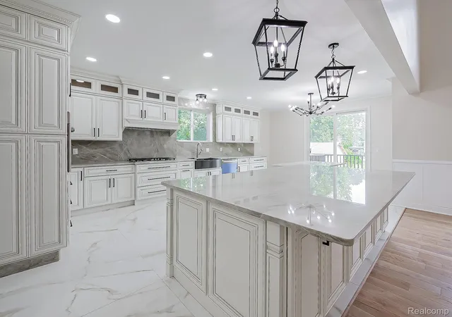5th image of 1683 Delta Dr, Troy, MI 48085 | MLS# 20261057992