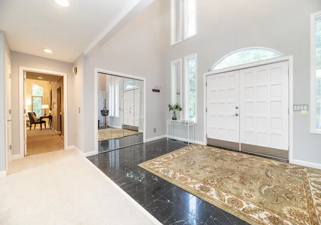 Photo 4 of Single family home for sale at 7129 Lakeridge Pl, Kalamazoo, MI 49009 | MLS# 66026038593 | Listing updated on 2026-09-17