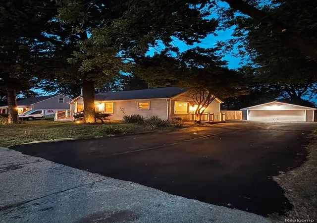 Photo 1 of Single family home for sale at 30052 Schoenherr Rd, Warren, MI 48088 | MLS# 20261058018 | Listing updated on 2026-09-07