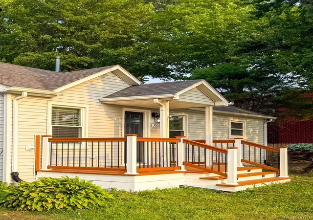 Photo 3 of Single family home for sale at 30052 Schoenherr Rd, Warren, MI 48088 | MLS# 20261058018 | Listing updated on 2026-09-07