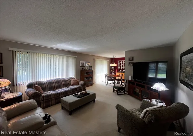 Listing Photo 4 - Condo for sale in building located at 3549 Holland Park Ln, Port Huron, MI 48060 - Unit #2