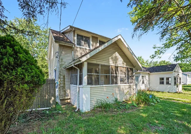 Photo 1 of Single family home for sale at 539 Dayton Ave, Kalamazoo, MI 49048 | MLS# 66026038600 | Listing updated on 2026-08-20
