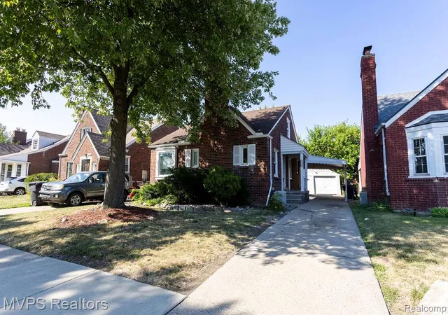 Photo 1 of Single family home for sale at 21737 Mccormick St, Grosse Pointe, MI 48236 | MLS# 20261058041 | Listing updated on 2026-09-15
