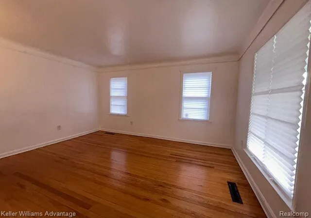 Photo 4 of Single family home for sale at 19502 Whitcomb St, Detroit, MI 48235 | MLS# 20261058053 | Listing updated on 2026-07-29