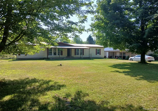 Photo 3 of Single family home for sale at 1938 N Englehart Rd, Deford, MI 48729 | MLS# 20261058061 | Listing updated on 2026-08-28
