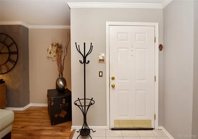 4th image of 1635 Huntington Park #A, Rochester Hills, MI 48309 | MLS# 20261058062