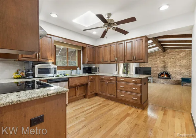 Photo 2 of Single family home for sale at 56811 Foxcroft Ct, Shelby Township, MI 48316 | MLS# 20261058065 | Listing updated on 2026-09-04
