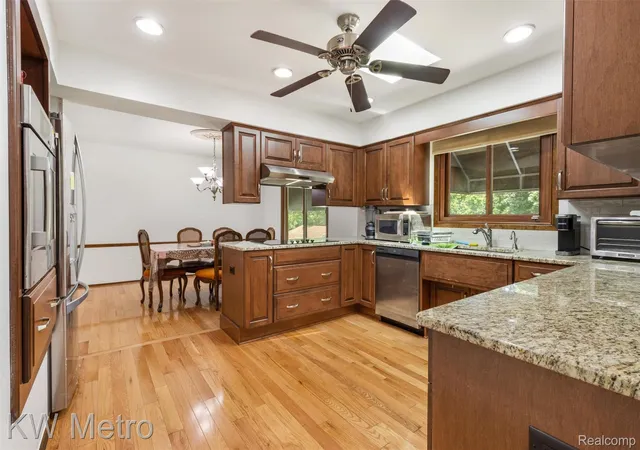 Photo 3 of Single family home for sale at 56811 Foxcroft Ct, Shelby Township, MI 48316 | MLS# 20261058065 | Listing updated on 2026-09-13