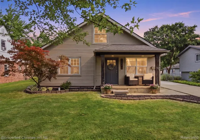 Photo 1 of Sale Pending at 1642 Harvard Rd, Berkley, MI 48072 | MLS# 20261058069 | Listing updated on 2026-08-06