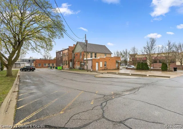 2nd image of 36510 Goddard Rd, Romulus, MI 48174