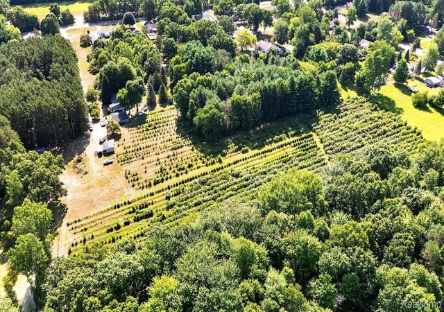 Photo 4 of Land for sale at 000 Gillette, Flushing, MI 48433 | MLS# 20261058079 | Listing updated on 2026-09-04