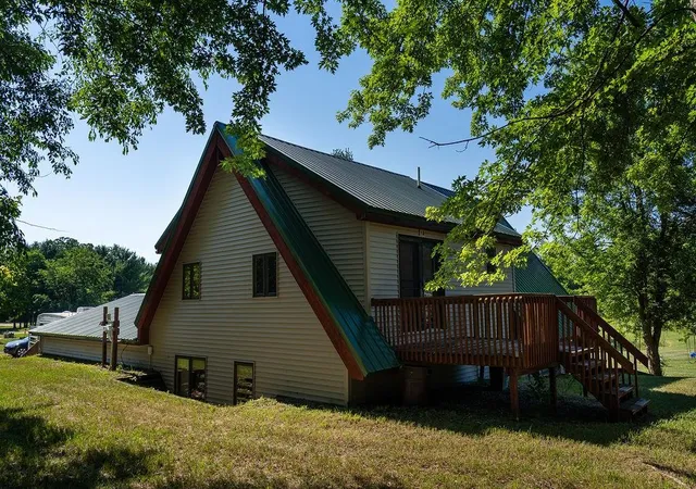 Photo 2 of Single family home for sale at 6696 Nottawa Rd, Mount Pleasant, MI 48858 | MLS# 79080071529 | Listing updated on 2026-08-03