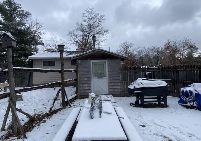 Photo 3 of Single family home for sale at 4038 W Brookview Dr, Prescott, MI 48756 | MLS# 77080071530 | Listing updated on 2026-07-30