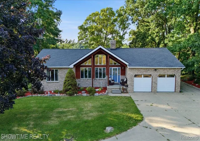 Photo 1 of Single family home for sale at 4200 Pierce Rd, Lapeer, MI 48446 | MLS# 20261058087 | Listing updated on 2026-08-15