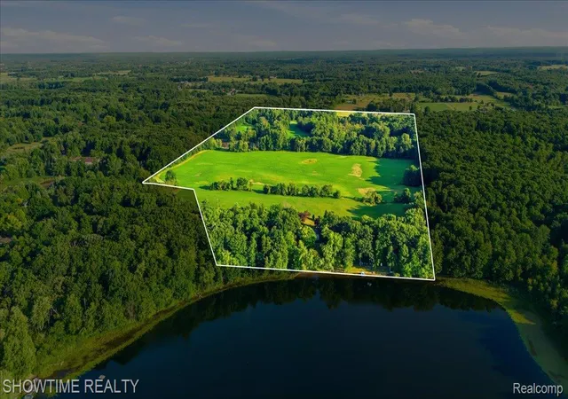 Photo 2 of Single family home for sale at 4200 Pierce Rd, Lapeer, MI 48446 | MLS# 20261058087 | Listing updated on 2026-08-15