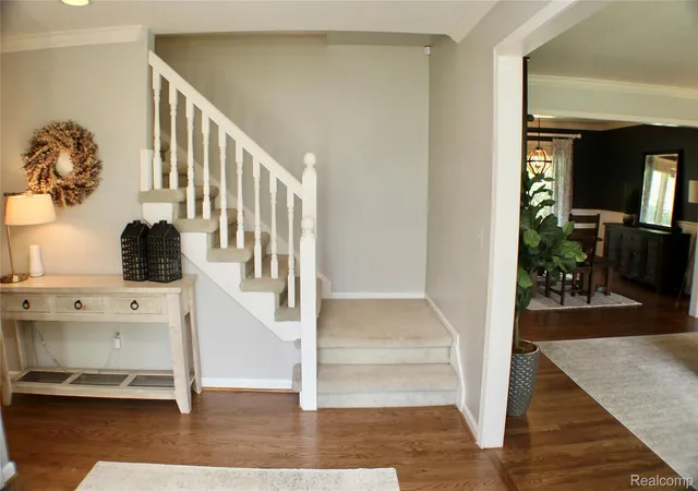 5th image of 362 Lake Forest Rd, Rochester Hills, MI 48309 | MLS# 20261058091