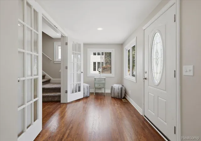 3rd image of 307 N Washington Ave, Royal Oak, MI 48067 | MLS# 20261058099