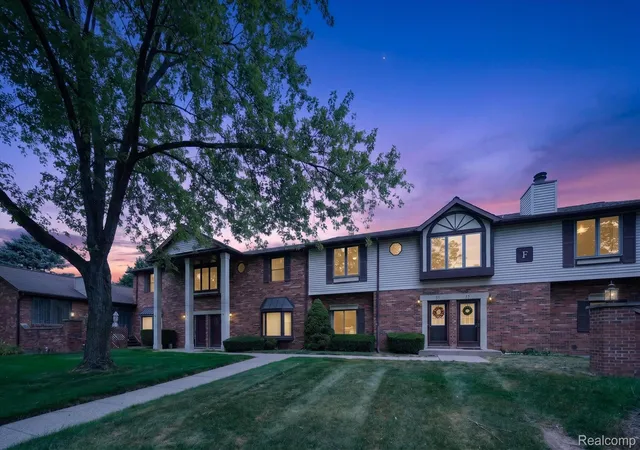 Photo 1 of Condo for sale at 2321 London Brg Dr #22, Rochester Hills, MI 48307 | MLS# 20261058115 | Listing updated on 2026-09-02