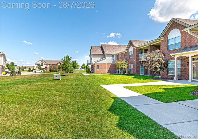 Photo 2 of Condo for sale at 22137 Aberdeen Dr #99, Macomb, MI 48042 | MLS# 20261058120 | Listing updated on 2026-08-20