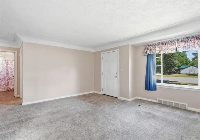 4th image of 2230 S Dye Rd, Flint, MI 48532 | MLS# 20261058132